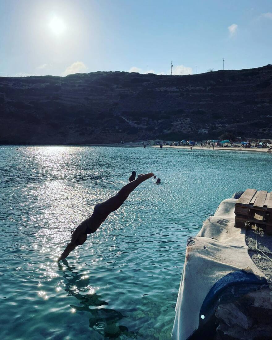 Κατερίνα Παπουτσάκη: Οι βουτιές της ηθοποιού στη Δονούσα 