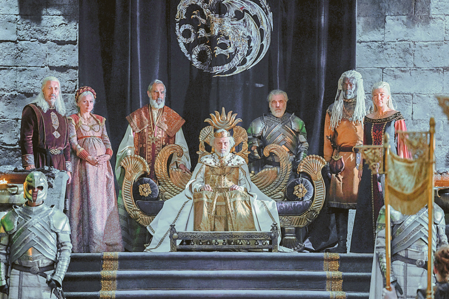 Το «House of the Dragon»  σαρώνει την τηλεθέαση με αίμα, σεξ και στέμμα 