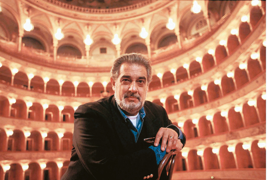 Placido Domingo: O βασιλιάς της όπερας κατηγορείται για sex trafficking