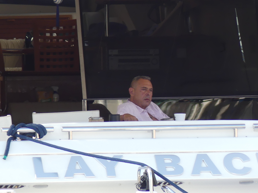 Πάνος Καμμένος: Σκαφάτος, αρμενίζει  στο Αιγαίο...