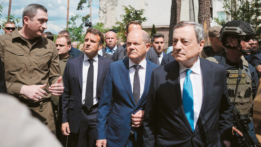 Οι μηχανορραφίες Πούτιν για να αποδoμήσει την Ευρώπη 