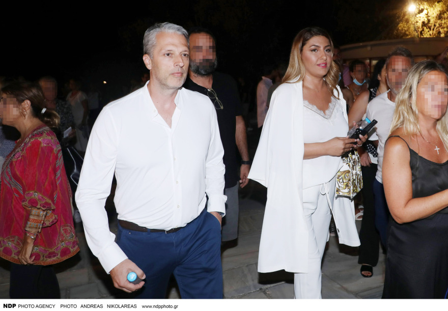 Έλενα Παπαρίζου και Ανδρέας Καψάλης στη συναυλία της Μαρινέλλας