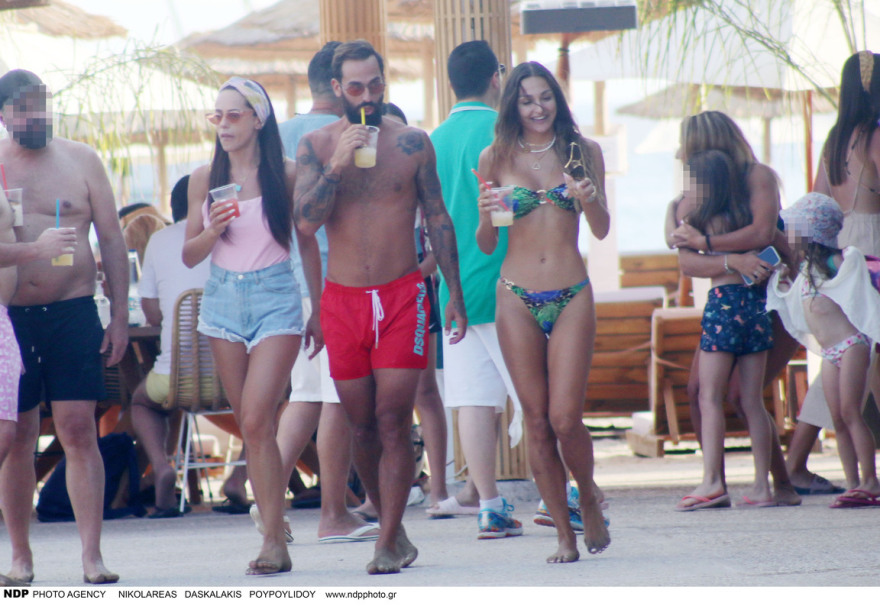 Survivor: Οι πρώην παίκτες του ριάλιτι απολαμβάνουν το μπάνιο τους στη Βούλα