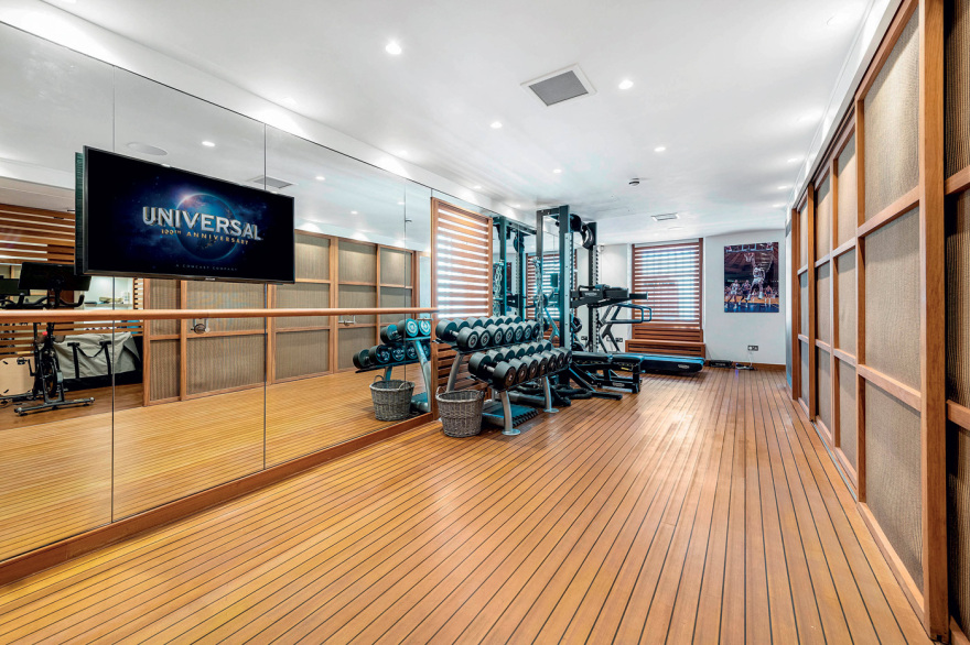 Η Καμίλα Πάρκερ Μπόουλς βγάζει στο σφυρί την έπαυλή της στο Λονδίνο για €12 εκατ. 