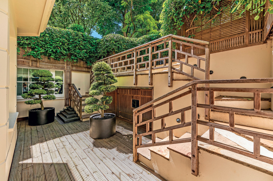 Η Καμίλα Πάρκερ Μπόουλς βγάζει στο σφυρί την έπαυλή της στο Λονδίνο για €12 εκατ. 