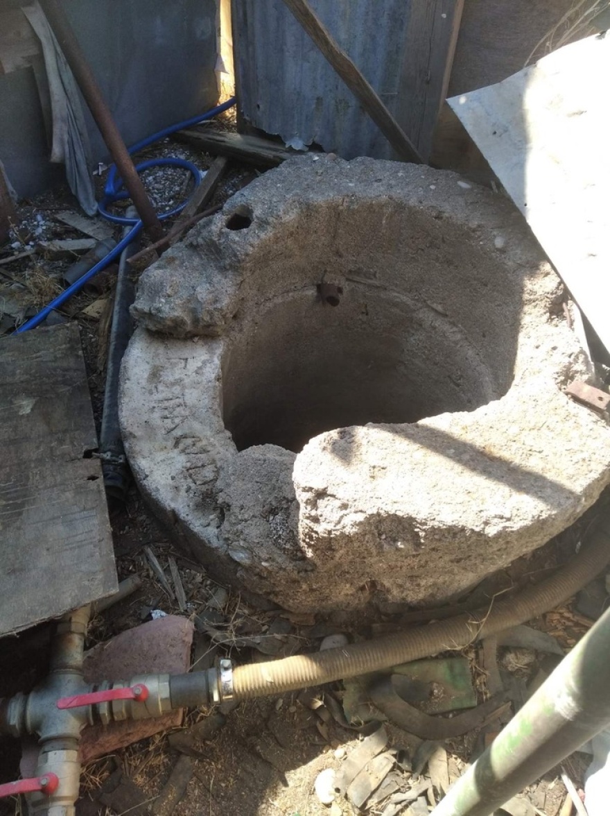 Ρόδος: Πυροσβέστες έσωσαν σκυλάκι που έπεσε σε πηγάδι βάθους έξι μέτρων