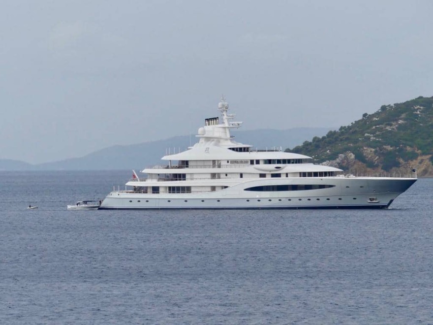 Στη Σκιάθο η υπερπολυτελής θαλαμηγός του Μεξικανού μεγιστάνα Αλμπέρτο Μπελέρες - Δείτε φωτογραφίες