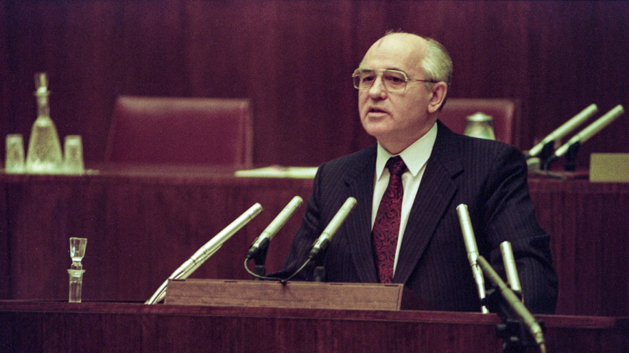 Μιχαήλ Γκορμπατσόφ: Ο μεταρρυθμιστής που συνέβαλε στο τέλος του Ψυχρού Πολέμου