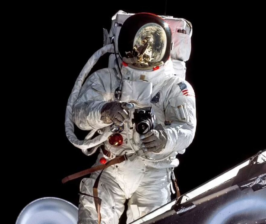 Σπάνια στιγμιότυπα από τις αποστολές της NASA βγαίνουν για πρώτη φορά στο φως μετά από μισό αιώνα 