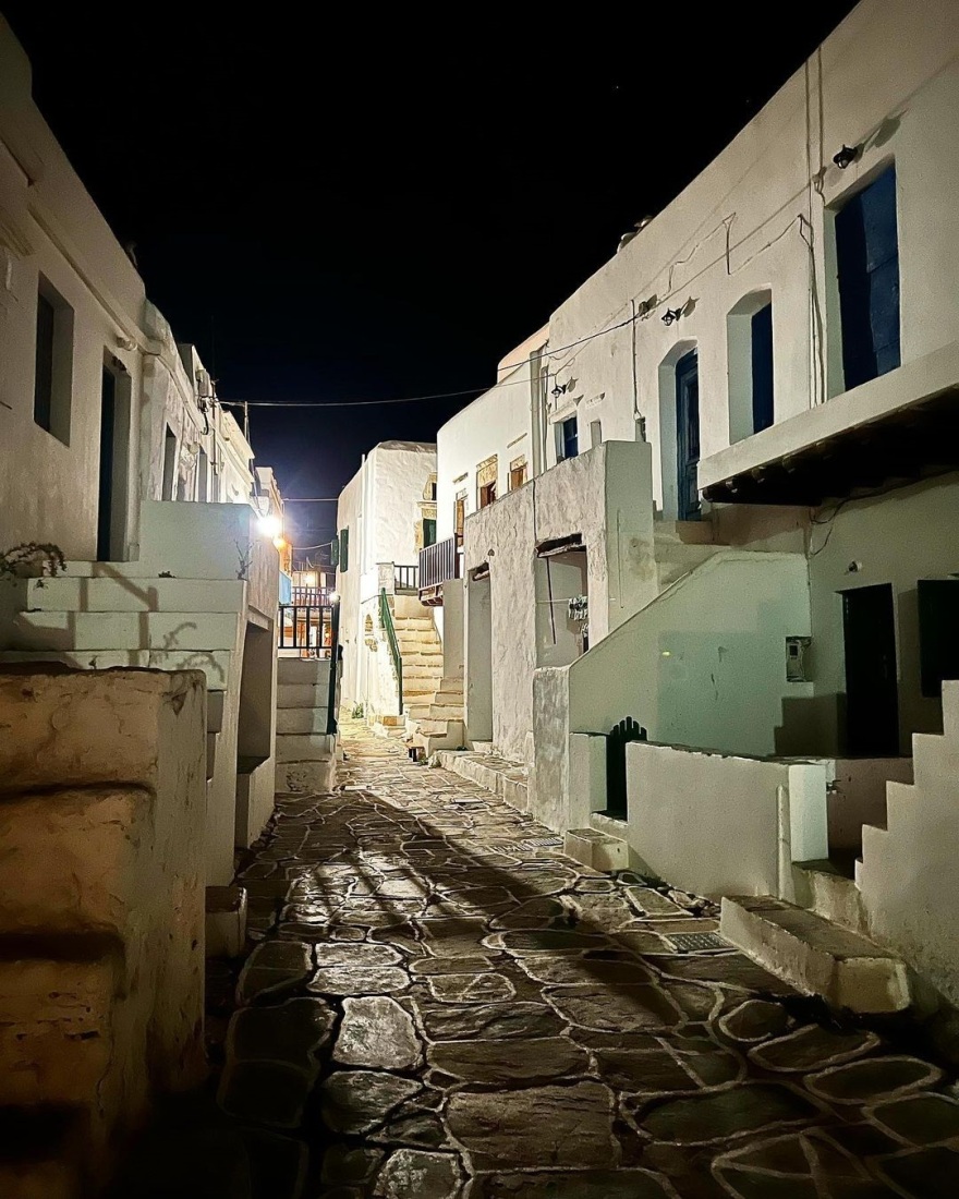 Η Ιωάννα Τριανταφυλλίδου αποχαιρετά το καλοκαίρι από τη Φολέγανδρο