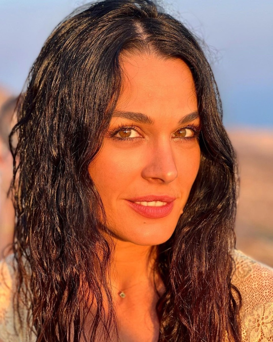 Η Ιωάννα Τριανταφυλλίδου αποχαιρετά το καλοκαίρι από τη Φολέγανδρο