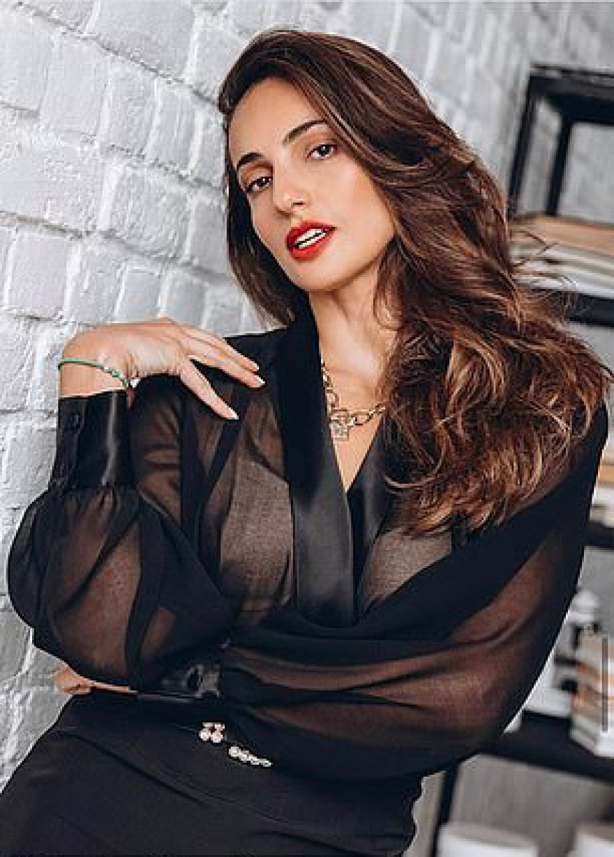 Ο αρχηγός της Ρωσικής Εθνοφρουράς έκανε πάρτι και εξωτικά ταξίδια με μοντέλα