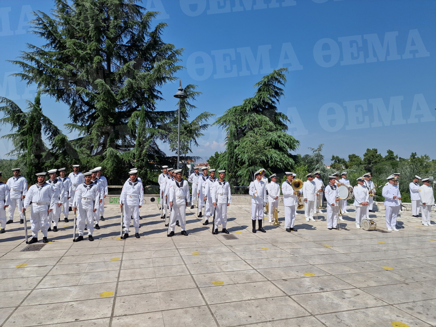 Λάρισα: Ράγισαν καρδιές στην κηδεία της 19χρονης Θάλειας 