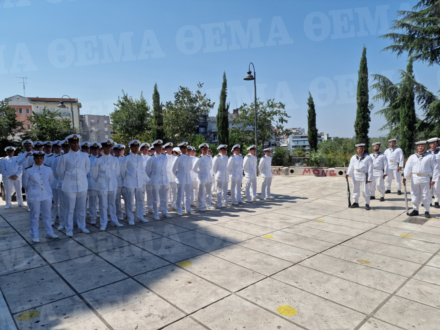Λάρισα: Ράγισαν καρδιές στην κηδεία της 19χρονης Θάλειας 