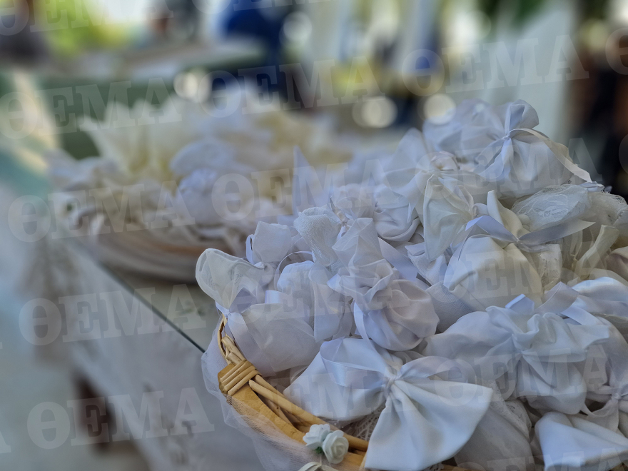 Λάρισα: Ράγισαν καρδιές στην κηδεία της 19χρονης Θάλειας 