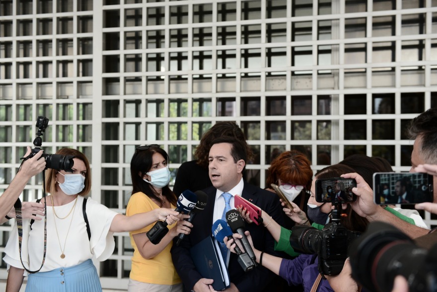 Μηταράκης: Στον Άρειο Πάγο ο υπουργός Μετανάστευσης - Κατέθεσε στοιχεία για τους 38 μετανάστες στον Έβρο