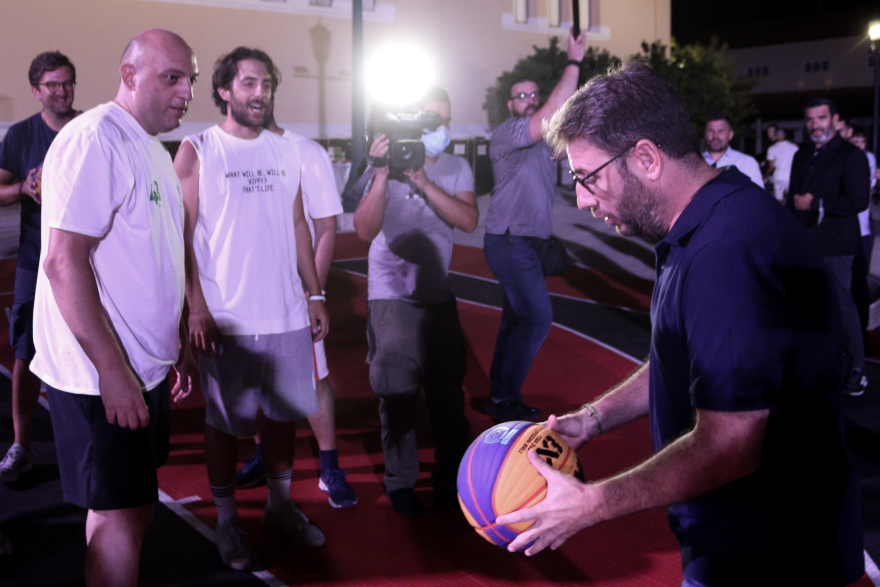 Νίκος Ανδρουλάκης: Αύριο στο χειρουργείο μετά τη ρήξη χιαστού, κανονικά σήμερα η ομιλία του 