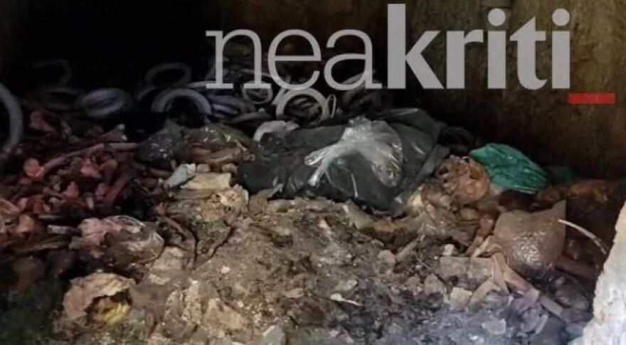 Ανατριχιαστικές εικόνες από οστεοφυλάκιο-χωματερή στην Κρήτη - Οστά δίπλα σε πλαστικά στεφάνια