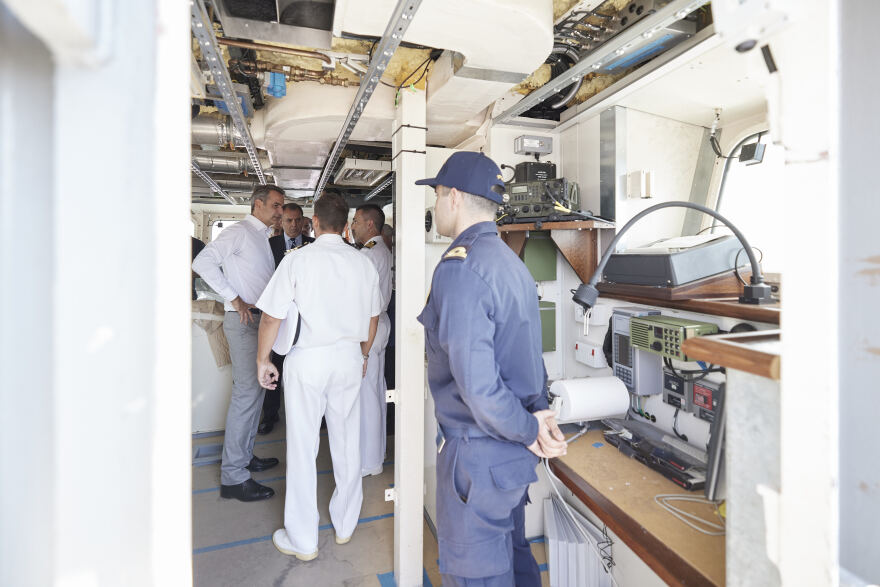 Εργαζόμενοι στα Ναυπηγεία Ελευσίνας σε Μητσοτάκη: «Σώσατε 600 οικογένειες»