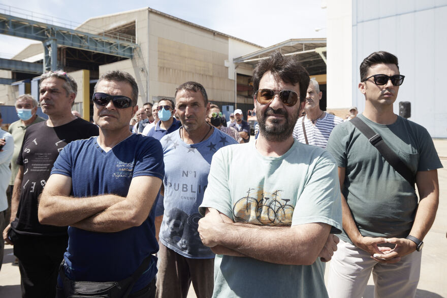 Εργαζόμενοι στα Ναυπηγεία Ελευσίνας σε Μητσοτάκη: «Σώσατε 600 οικογένειες»