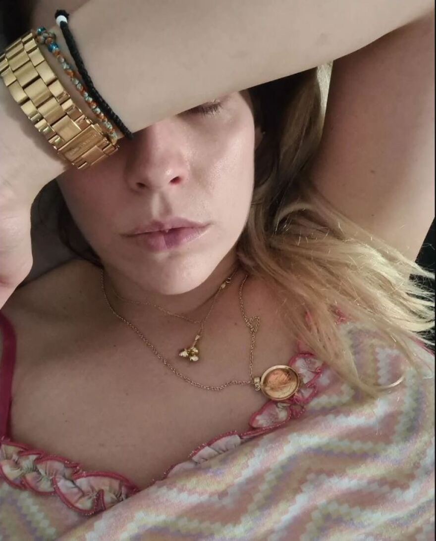 Μαντώ Γαστεράτου: «Άλλες μέρες νιώθω τόσο ευάλωτη που με πιάνουν τα κλάματα»