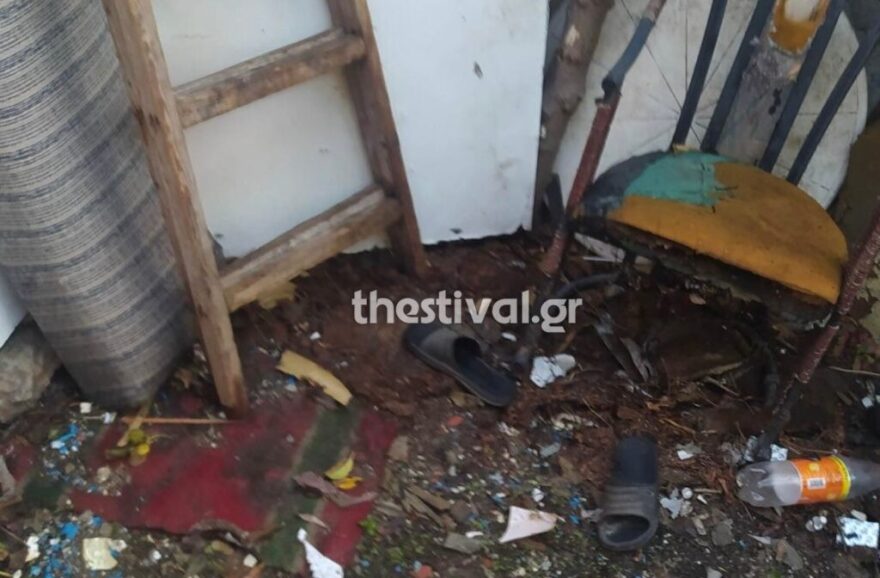 Πολίχνη: Ήταν νεκρός επί μέρες ο ηλικιωμένος - Η αιτία που προκάλεσε τον θάνατό του (φωτογραφίες)