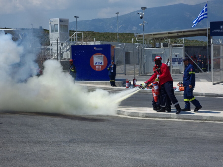 Μετανάστες εκπαιδεύτηκαν για αντιμετώπιση σεισμών και πυρκαγιών στη Σάμο