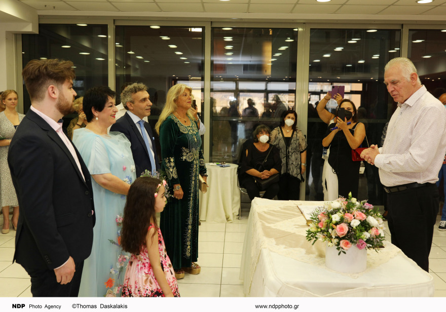 Σόνια Θεοδωρίδου: Παντρεύτηκε με πολιτικό γάμο η σοπράνο - Φωτογραφίες