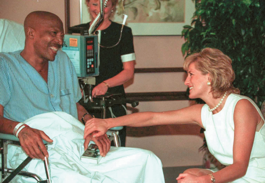 Εικοσιπέντε χρόνια μετά, η Νταϊάνα, η «πριγκίπισσα του λαού» ζει