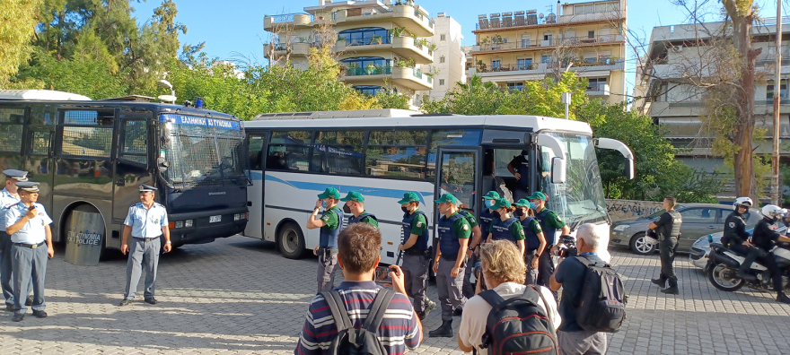 Πανεπιστημιούπολη: Επεισόδια στου Ζωγράφου για την πανεπιστημιακή αστυνομία - Φοιτητές συγκρούστηκαν με τα ΜΑΤ