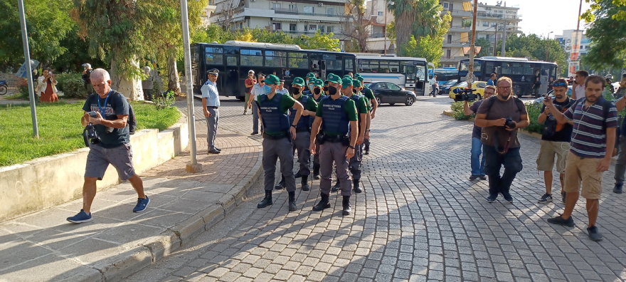 Πανεπιστημιούπολη: Επεισόδια στου Ζωγράφου για την πανεπιστημιακή αστυνομία - Φοιτητές συγκρούστηκαν με τα ΜΑΤ