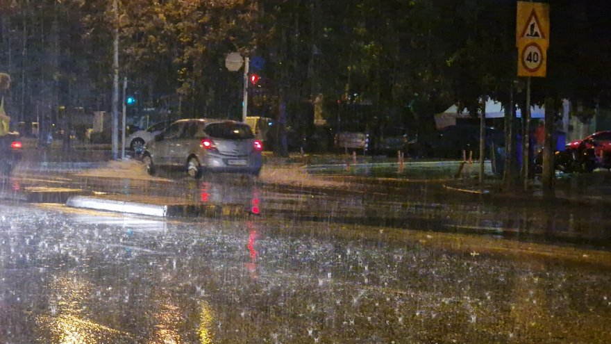 Θεσσαλονίκη: Πλημμύρισε και ο Λευκός Πύργος - Χείμαρροι, κλειστοί δρόμοι και 500 κλήσεις στην Πυροσβεστική 