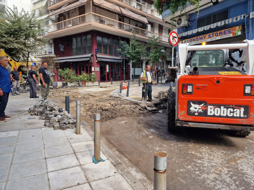 Θεσσαλονίκη: Εικόνες καταστροφής από την κακοκαιρία - Δείτε βίντεο