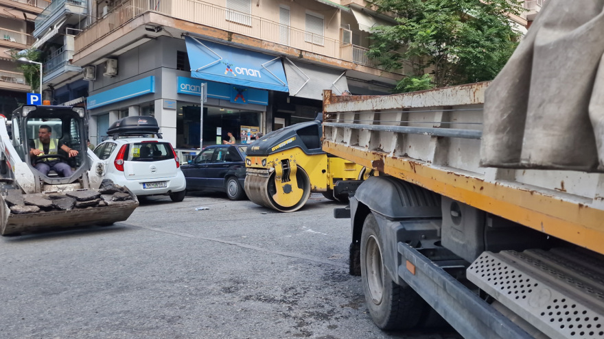 Θεσσαλονίκη: Εικόνες καταστροφής από την κακοκαιρία - Δείτε βίντεο