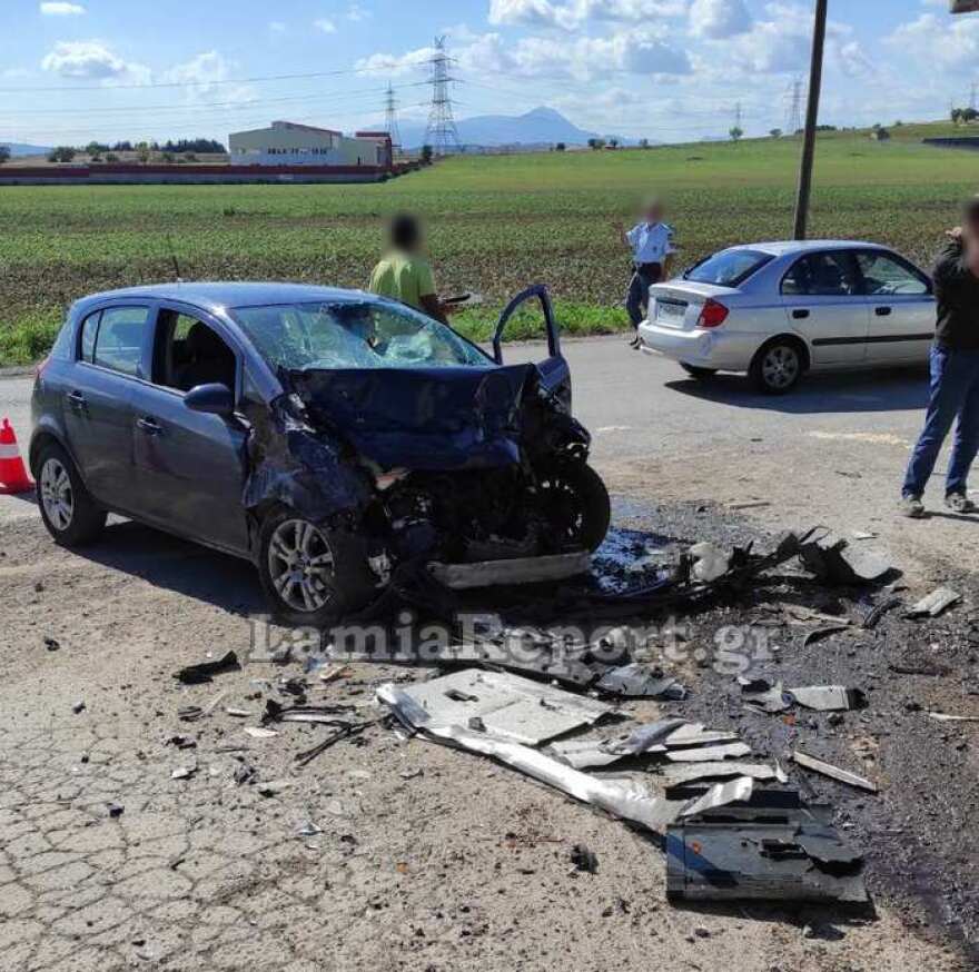 Θήβα: Θανατηφόρο τροχαίο για 33χρονο που συγκρούστηκε με φορτηγό - Δείτε φωτογραφίες