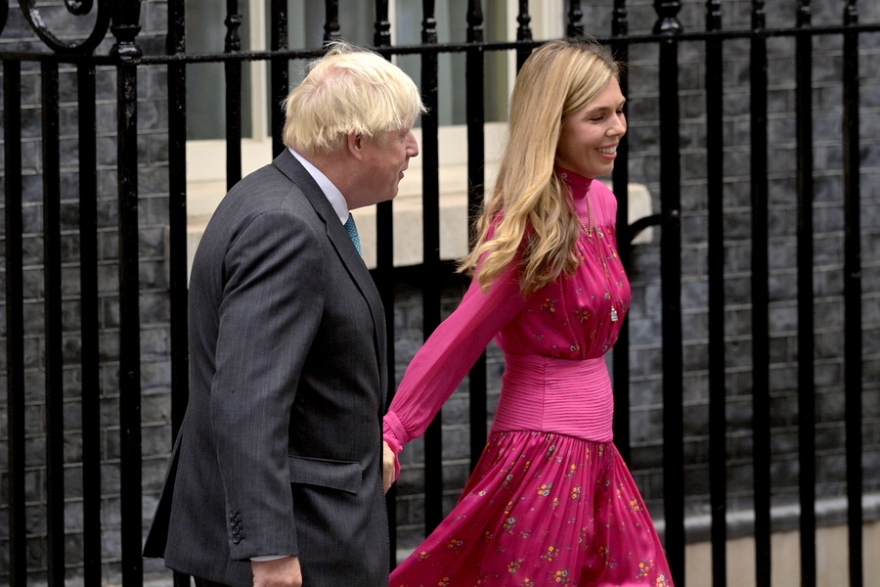 Μπόρις Τζόνσον: Αποχαιρέτησε το «Νο 10» και έστειλε μήνυμα σε όσους του έσκαψαν τον... λάκκο