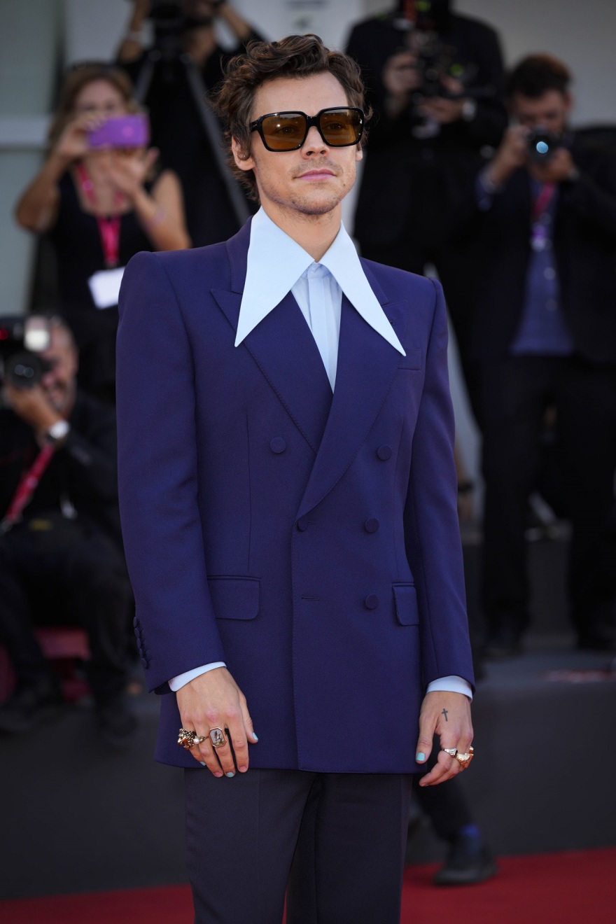 Χάρι Στάιλς: Ο τραγουδιστής ξεκαθαρίζει τι συνέβη με το… φτύσιμο στον Κρις Πάιν