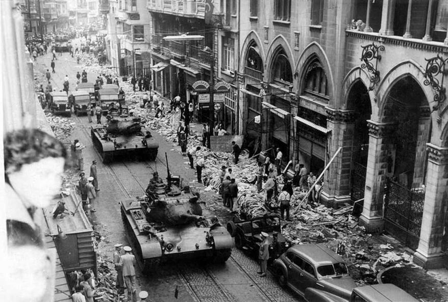 Σεπτεμβριανά 1955: Καταστροφές και βία από τον τουρκικό όχλο κατά των Ελλήνων της Κωνσταντινούπολης