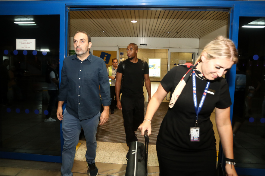 ΑΕΚ: Στην Αθήνα ο Σιντιμπέ - Δείτε βίντεο