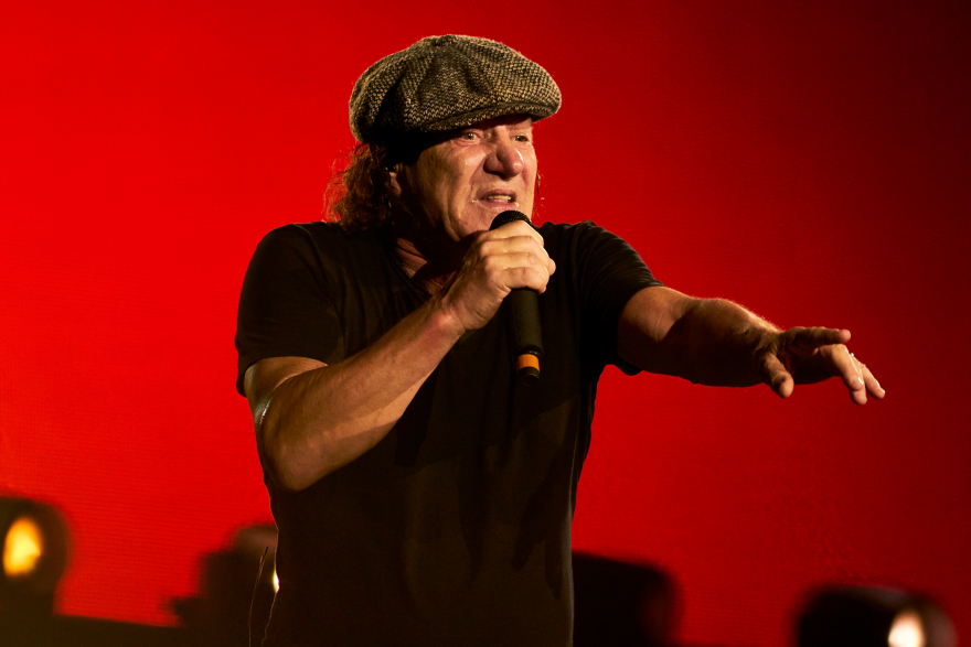 Μπράιαν Τζόνσον: Η αυτοβιογραφία του τραγουδιστή  θα κυκλοφορήσει τον επόμενο μήνα