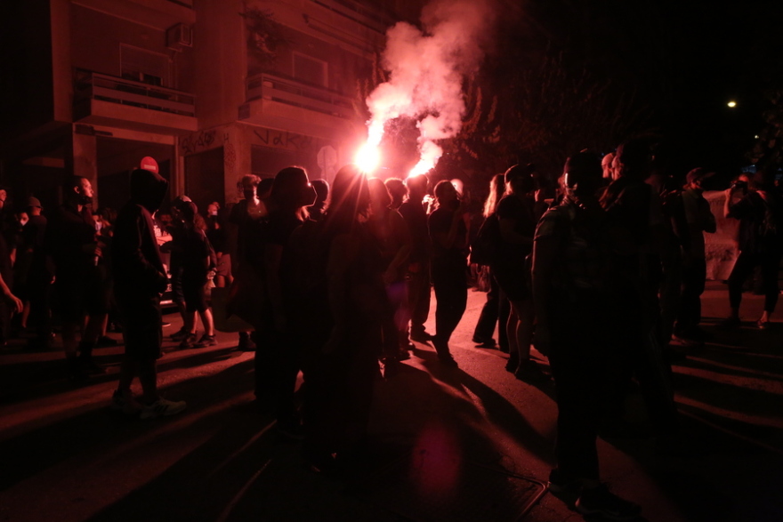 Επεισόδια στα Εξάρχεια για το Μετρό: Τρεις προσαγωγές από την Αστυνομία - Φωτογραφίες