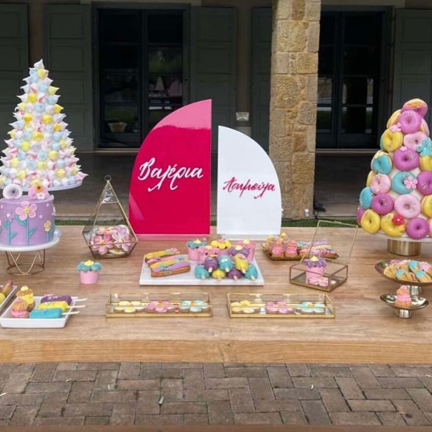 Γιώργος Λιανός: Οι φωτογραφίες που ανάρτησε από τη βάφτιση της κόρης του