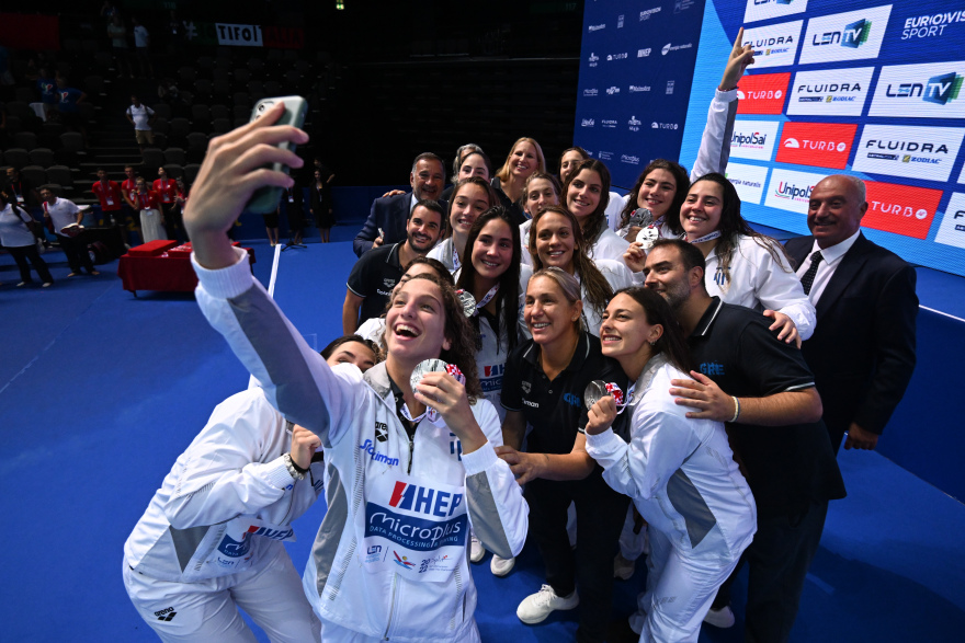 Ευρωπαϊκό πρωτάθλημα πόλο γυναικών, Ελλάδα - Ισπανία 6-9: Ασημένιο για τις Ελληνίδες!