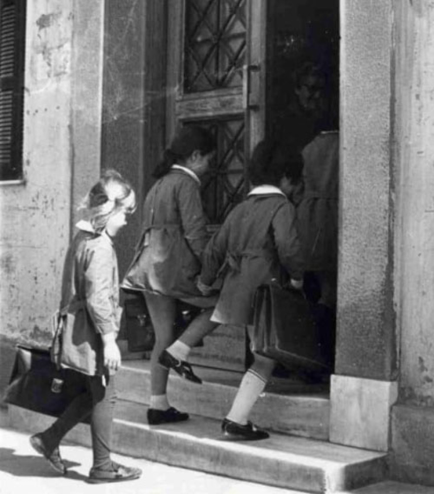 Ανοίγουν τα σχολεία