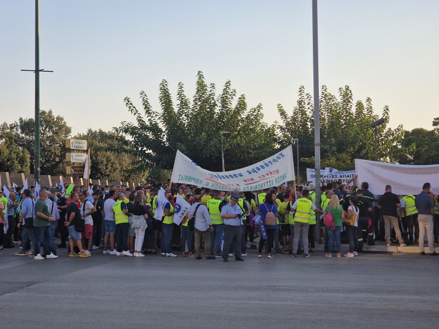 Θεσσαλονίκη: Συγκέντρωση ενστόλων στον Λευκό Πύργο - «Χορτάσαμε από υποσχέσεις, τα ψέματα τελείωσαν»