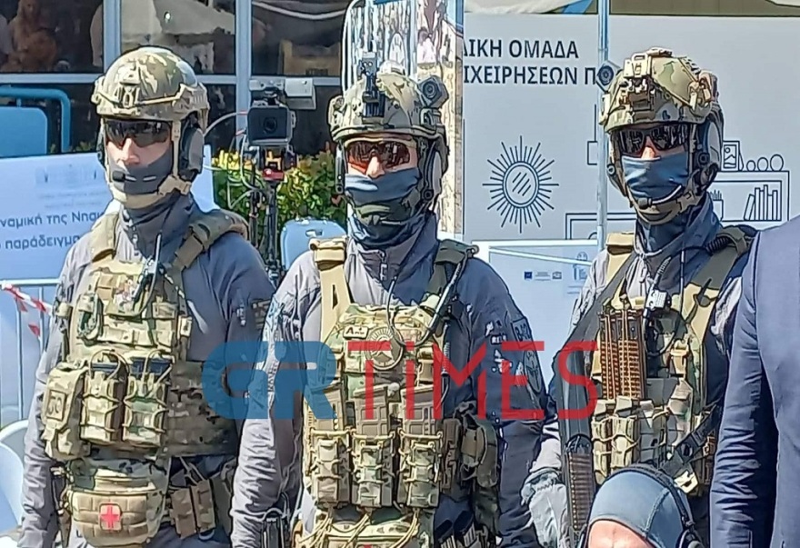 86η ΔΕΘ: Εντυπωσιακή επίδειξη του Λιμενικού με κομάντος, ομήρους και τρομοκράτες - Βίντεο