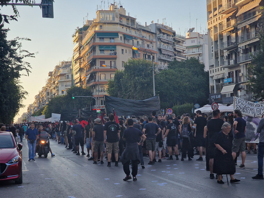 Ειρηνικές οι πορείες στη Θεσσαλονίκη - Έγιναν 4 προσαγωγές