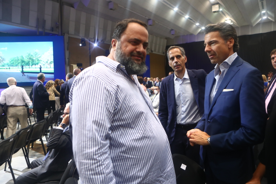 86η ΔΕΘ: Πλήθος κόσμου για την ομιλία του πρωθυπουργού - Δείτε φωτογραφίες και βίντεο