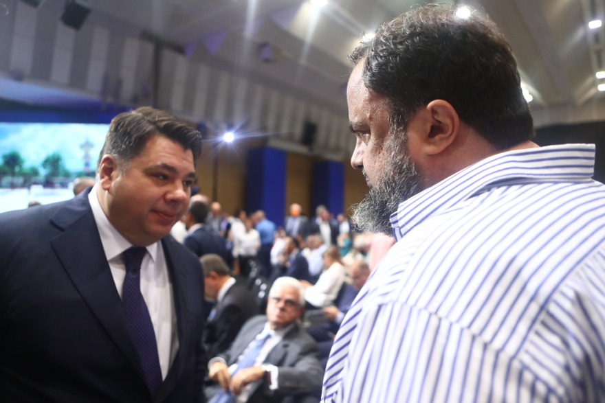 86η ΔΕΘ: Πλήθος κόσμου για την ομιλία του πρωθυπουργού - Δείτε φωτογραφίες και βίντεο