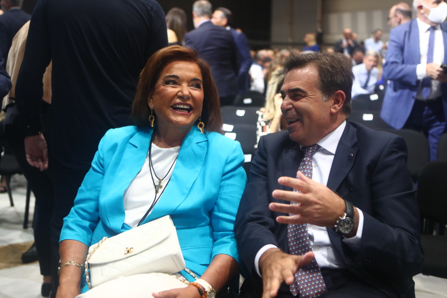 86η ΔΕΘ: Πλήθος κόσμου για την ομιλία του πρωθυπουργού - Δείτε φωτογραφίες και βίντεο